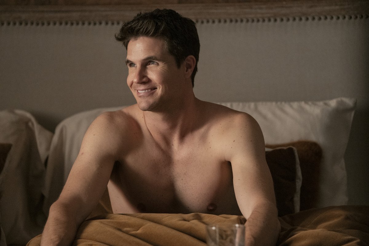 UploadOnPrime's tweet image. someone tell luke a new nathan brown thirst trap just dropped 🥵