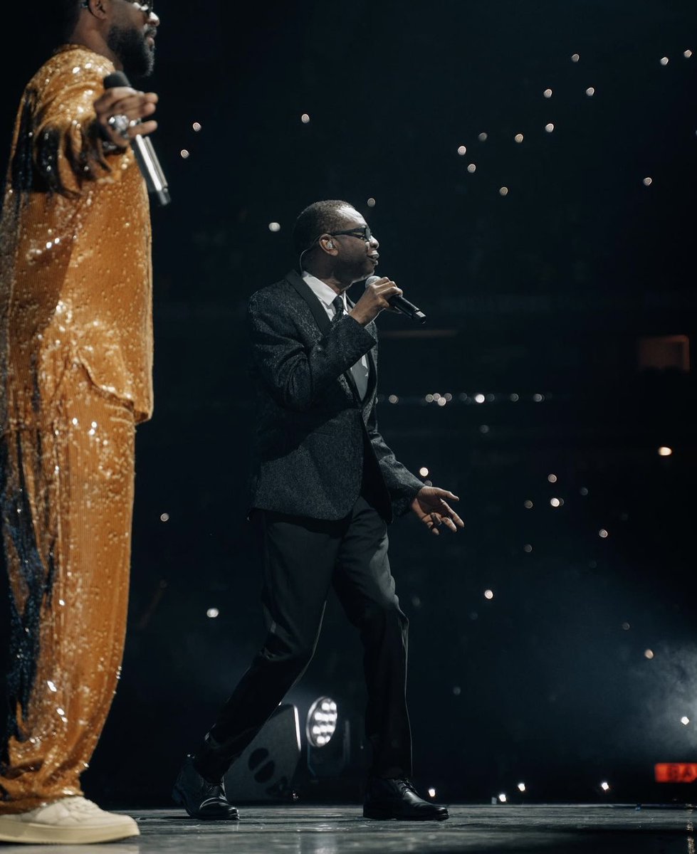 fallyipupa01's tweet photo. 🦅👑✅🇫🇷 Les heures de saveurs 🔥 @ParisLaDefArena https://t.co/weP07m9wQU