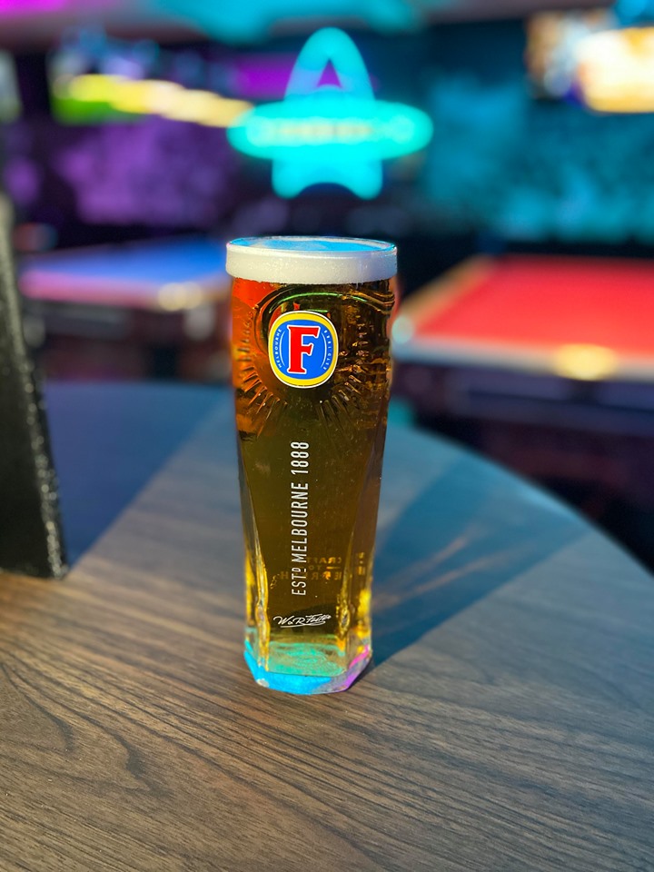 SharkeysSports's tweet photo. £2 Pints of Fosters! Join us tomorrow where you can grab this deal from 7pm-10pm!🍺

Good call!🦈 https://t.co/e03RXRf9zr