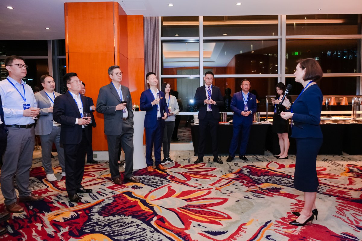 President and CEO at CFA Institute (@cfainstituteceo) on Twitter photo During my recent trip to mainland China I participated in a series of events focused on the future of <a href="/CFAInstitute/">CFA Institute</a> in the Chinese market. The discussions highlighted CFA Institute's commitment to nurturing ethically oriented professionals who will lead the industry forward. During my recent trip to mainland China I participated in a series of events focused on the future of <a href="/CFAInstitute/">CFA Institute</a> in the Chinese market. The discussions highlighted CFA Institute's commitment to nurturing ethically oriented professionals who will lead the industry forward.