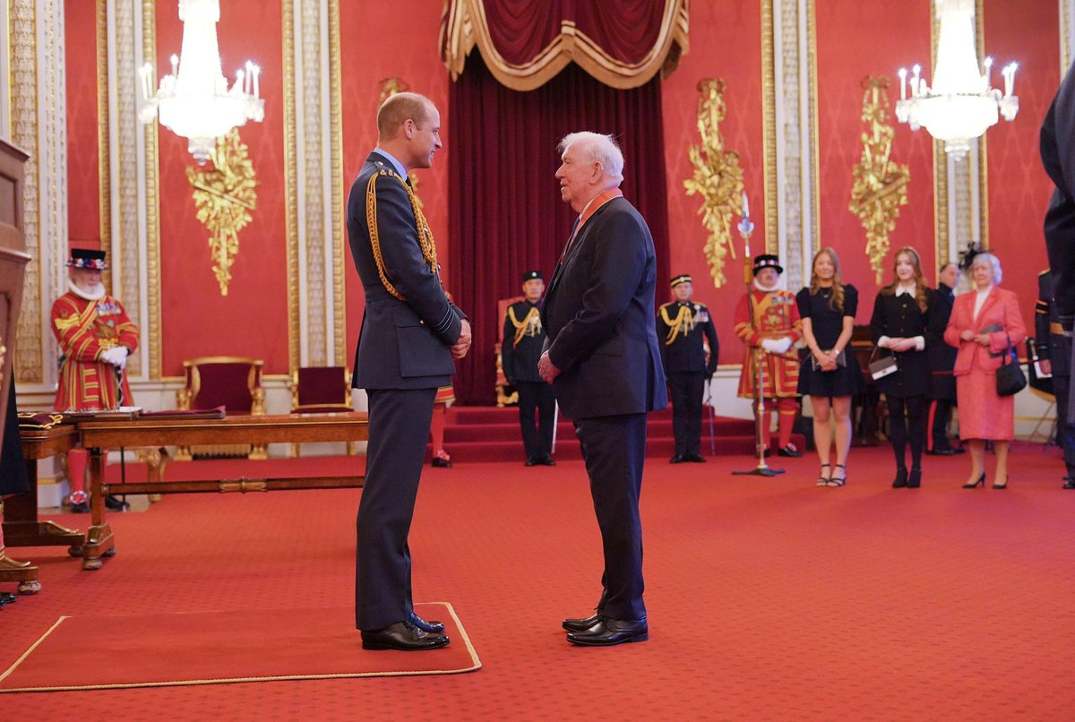 RangersFC's tweet image. 💙 The entire #RangersFC family are incredibly proud of Greatest Ever Ranger, John Greig, who received his CBE from the Prince of Wales at Buckingham Palace this afternoon.