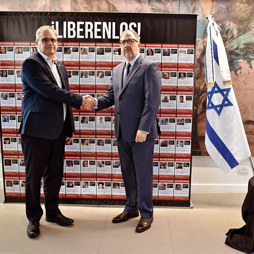 Fabian Perechodnik tweet media