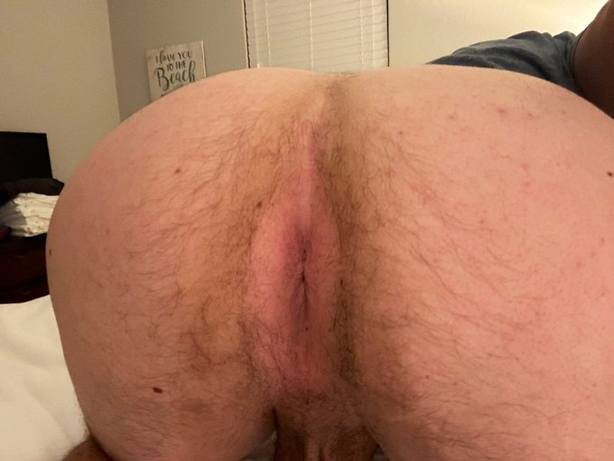 Pound my sweet pink hole til it stays open. https://t.co/hI4xvzPfoN<a href="/tag/cum"class="tags"><span>#cum</span></a>