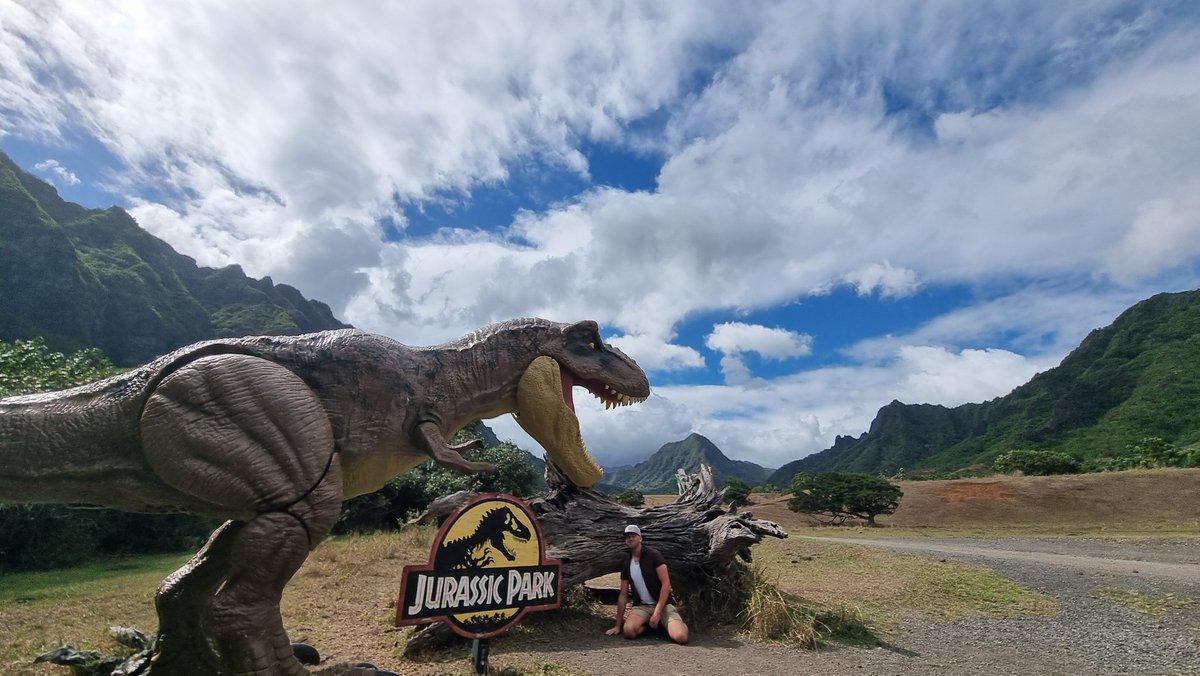 meallyc's tweet photo. An incredible day exploring Kualoa Ranch, the iconic set of Jurassic Park! 🦖🌴 Walked in the footsteps of dinosaurs and felt the movie magic come to life. #JurassicPark #KualoaRanch #Hawaii https://t.co/hV07L7UmkM