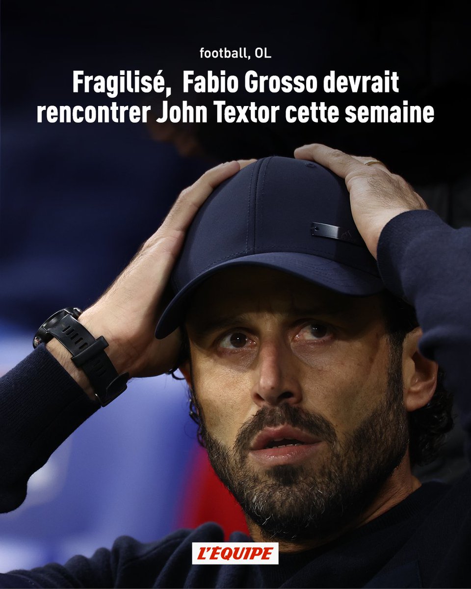 lequipe's tweet photo. Fabio Grosso pourrait ne pas résister à la défaite contre Lille et au constat que son équipe n'a pas du tout progressé depuis sa prise de fonction. Aucune décision n'a encore été prise, mais il  devrait rencontrer John Textor cette semaine à Lyon > https://t.co/d4VaqV1cTB https://t.co/UkTdSfBm14