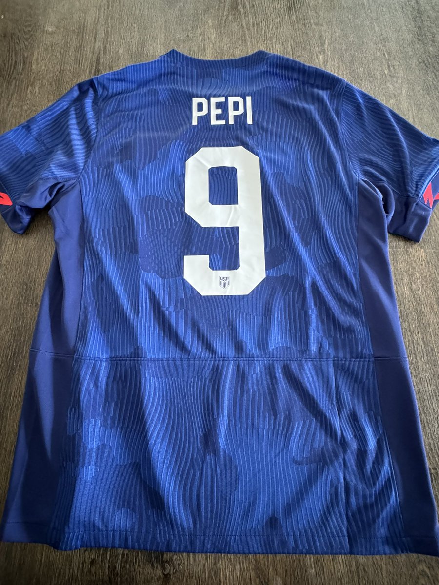 Pepi_Stan9's tweet photo. 🚨Here we go! Pepi jersey giveaway! 🚨
Like and must be a follower! Ends in 24 hours! ⏰ (Size L) https://t.co/gLEM3qIw4L