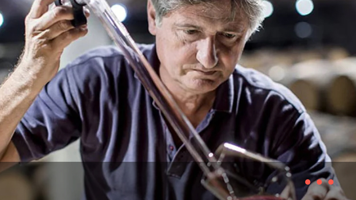 As Paolo de Marchi leaves Isole e Olena after 50 years, Sarah Kemp talks to him about his remarkable #GreatWineLife. Listen in to hear his story, and find out how he helped change the image of Italian wine forever.
bit.ly/3RgSmC8