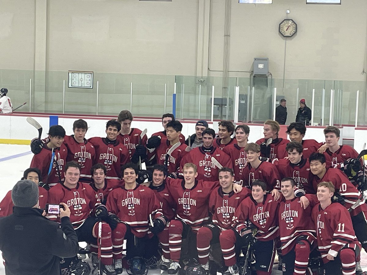 ISLSPORTS's tweet photo. GrotonZebras: Three wins at @spsathletic Boys Hockey Jamboree (Tabor, Govs, St. Paul’s).
GO ZEBRAS!
@NZPrepHockey 
@USHRhockey https://t.co/jHevYBqpAT