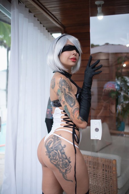 Be my gamer boy? 😏 #2Bcosplay https://t.co/nTgsYrZYeC<a href="/tag/2bcosplay"class="tags">#2Bcosplay</a>