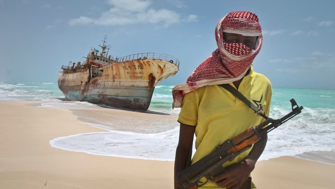 AhCadde's tweet image. The Pentagon has confirmed that yesterday’s seizure of the Israeli-linked cargo ship was carried out by Somali Pirates, and not Houthi Pirates, as originally thought.

This comes days after Somali Pirates seized another ship off the coast of Eyl for the first time since 2017.