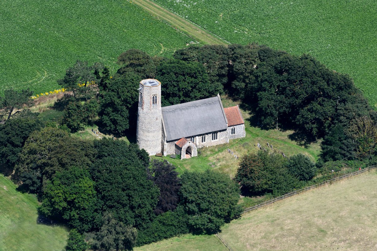 johnfielding001's tweet photo. Aerial image: Edingthorpe All Saints Church in north Norfolk #Edingthorpe #church #aerial #image #Norfolk #aerialphotograpy https://t.co/wz1Nj9wjOQ