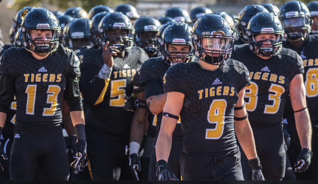 𝐾𝑎ℎ𝑙𝑖𝑙 𝑆𝑚𝑖𝑡ℎ tweet media