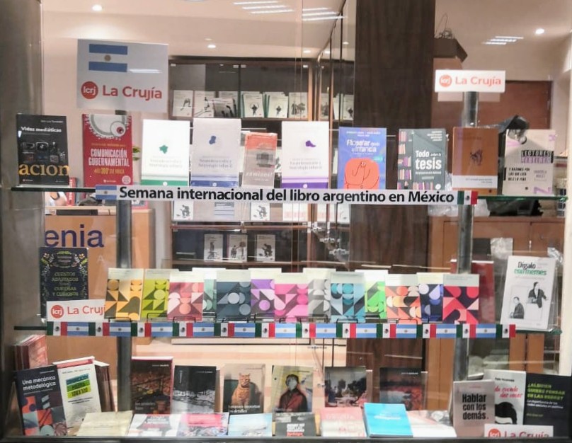 ClaudiaViascan's tweet photo. #LosLibrosDeLaCrujiaEnMexico @LaCrujiaEd #Libros #Autores #Titulares https://t.co/DKsnXq7KTX