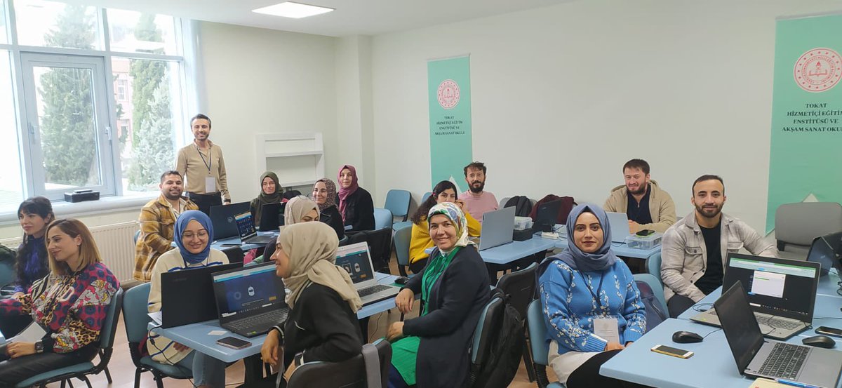Iğdır'dan Balıkesir'e , Sinop'tan Hatay'a 
ülkemizin dört bir tarafına yansıyacak olacak Feyza Projesi Eğitici Eğitimleri ile   öğrencilerimiz
#yapayzeka odaklı çalışmalar ile tanışacak. 🎯
 #feyzaprojesi eğitimi 4 farklı  sınıf grubu ile başladı.✅

<a href="/drahmetisleyen/">Ahmet İşleyen</a>
<a href="/yilmaznazif/">Nazif Yılmaz</a>