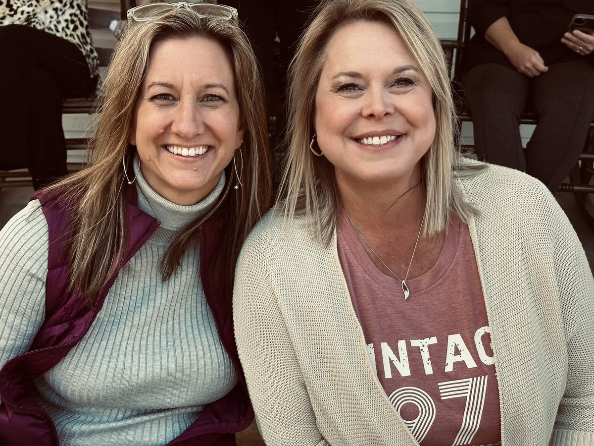 LeeAnne99's tweet photo. My Director is cooler than yours…Happiest of birthdays to our fearless leader! @kwindsor73 #50andfabulous #shereallyisthebest https://t.co/y2QAOMmp9m