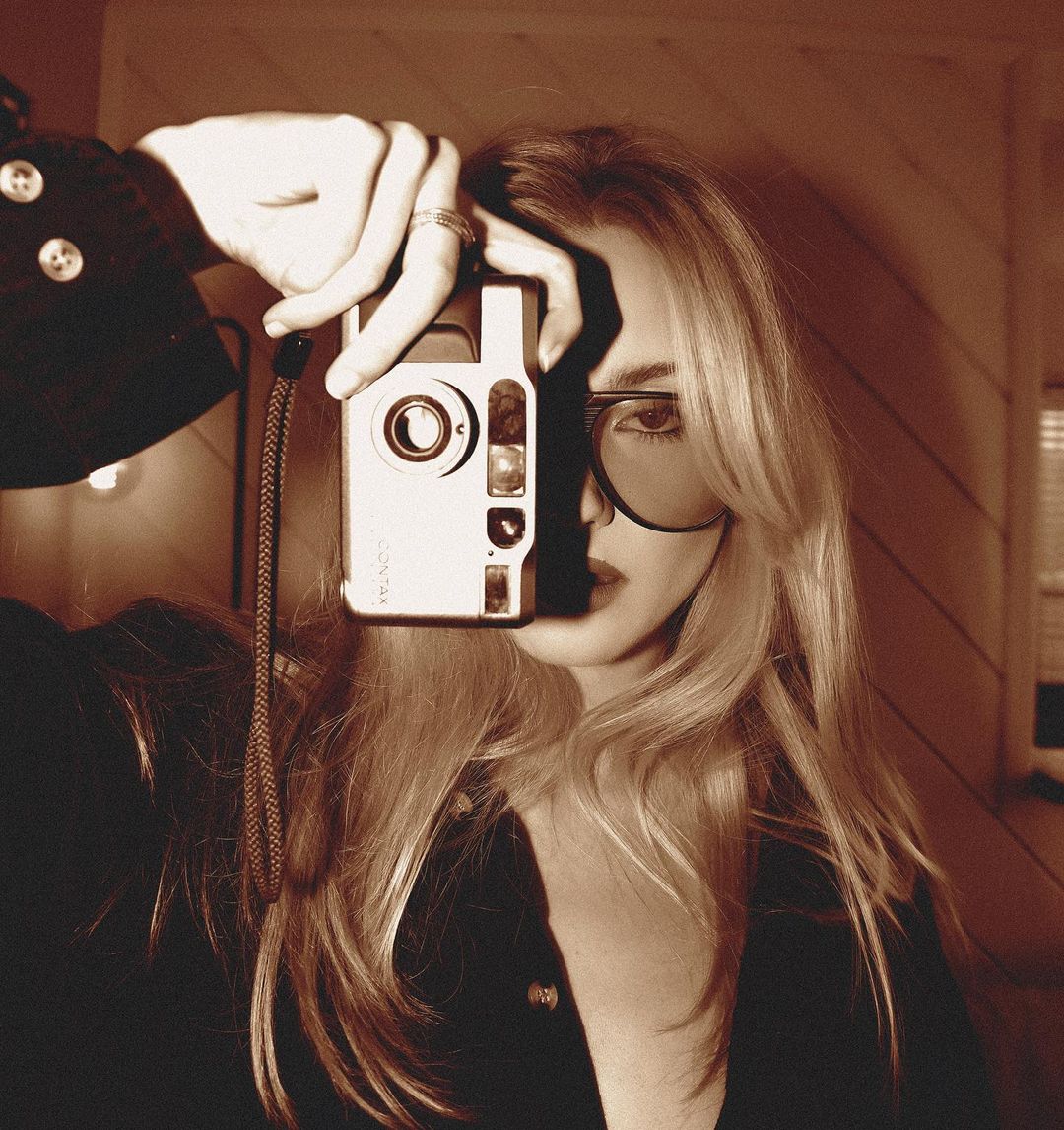 Chloe Rose Robertson Brasil tweet media