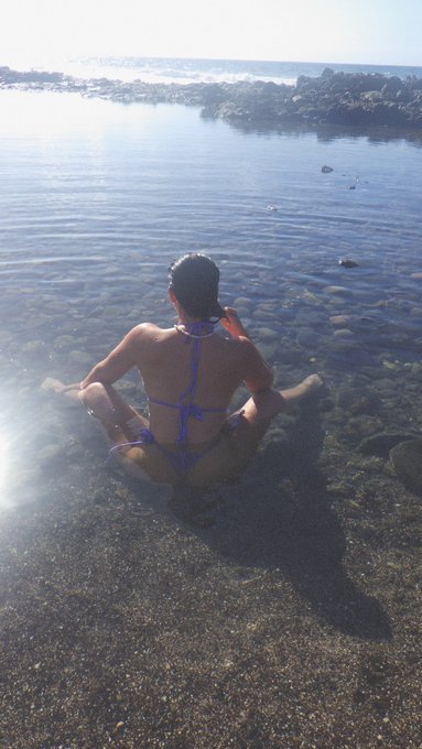 🌊 https://t.co/LUicb8ocKV 💜 https://t.co/uGTFQoJSgT