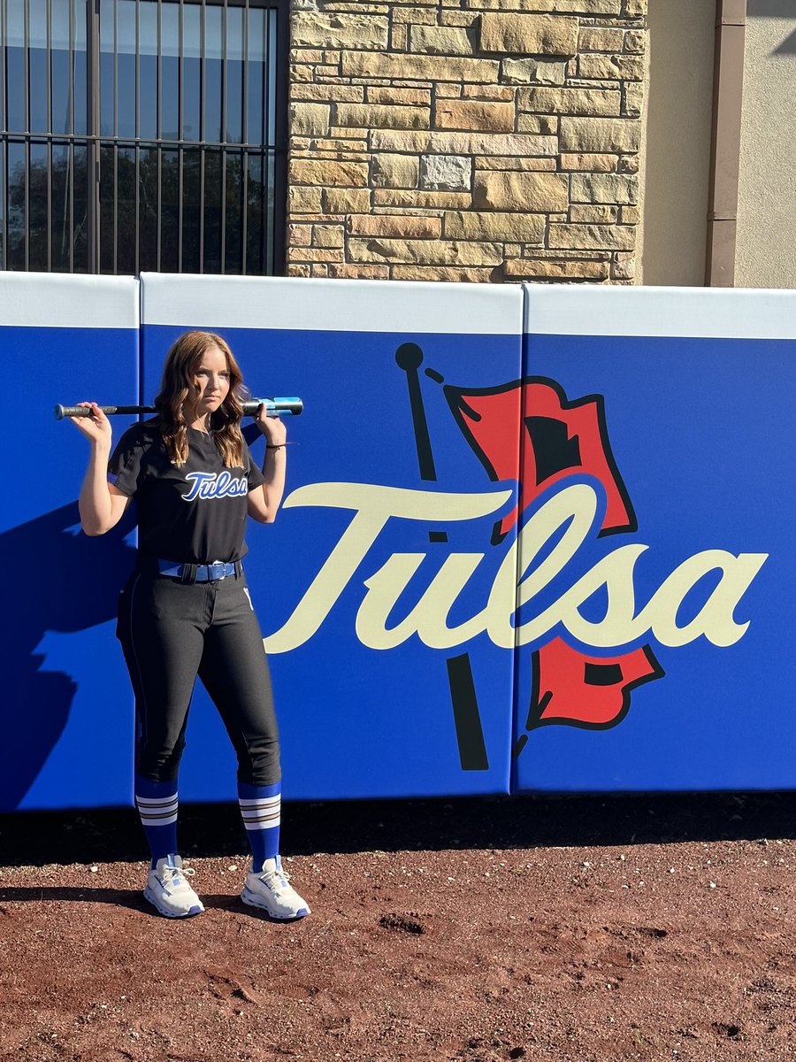 Lisa Frizzell tweet media