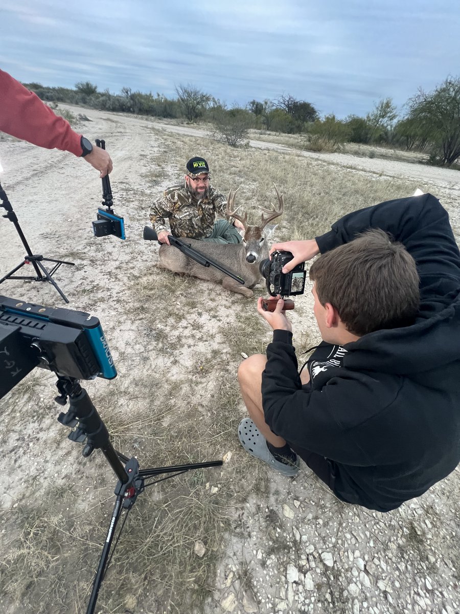 WTD_tv's tweet image. Shoutout to our camera guys who capture all of our great adventures that we get to share with all of you!

#teamoutdoors #hunting #cameraguy #deerhunting