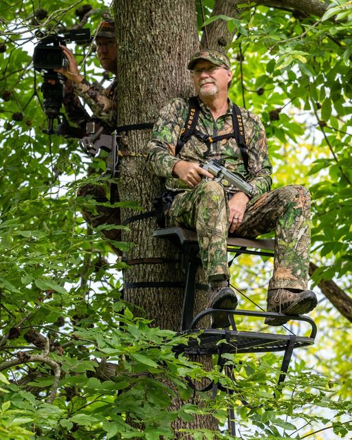 WTD_tv's tweet image. Shoutout to our camera guys who capture all of our great adventures that we get to share with all of you!

#teamoutdoors #hunting #cameraguy #deerhunting