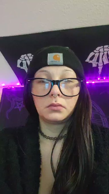 Babii is live now! https://t.co/YewitQ5RY5 https://t.co/gliIsP4EPe<a href="/tag/mydotclub"class="tags"><span>#mydotclub</span></a>