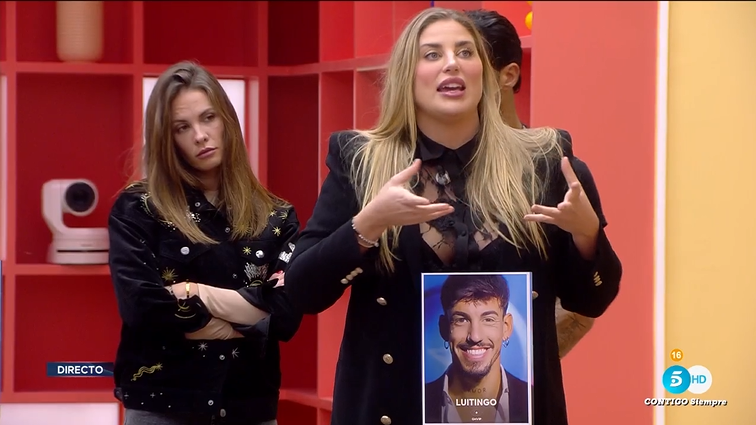 ghoficial's tweet photo. Susana: "Yo no me posiciono con ninguno de lo dos. Pero Luis tiene algo que una vez me dijeron a mí. Tenemos el don que si estamos bien lo transmitimos y si estamos mal también" #GHVIP15N https://t.co/gDmxK5sEJq