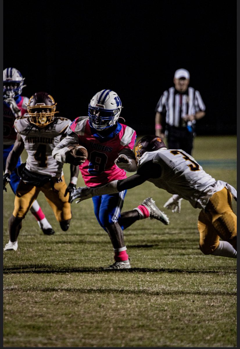 tracfrmyg63's tweet photo. 1st Team All-District RB
District Offense Player Of The Year https://t.co/95kMqsrAME