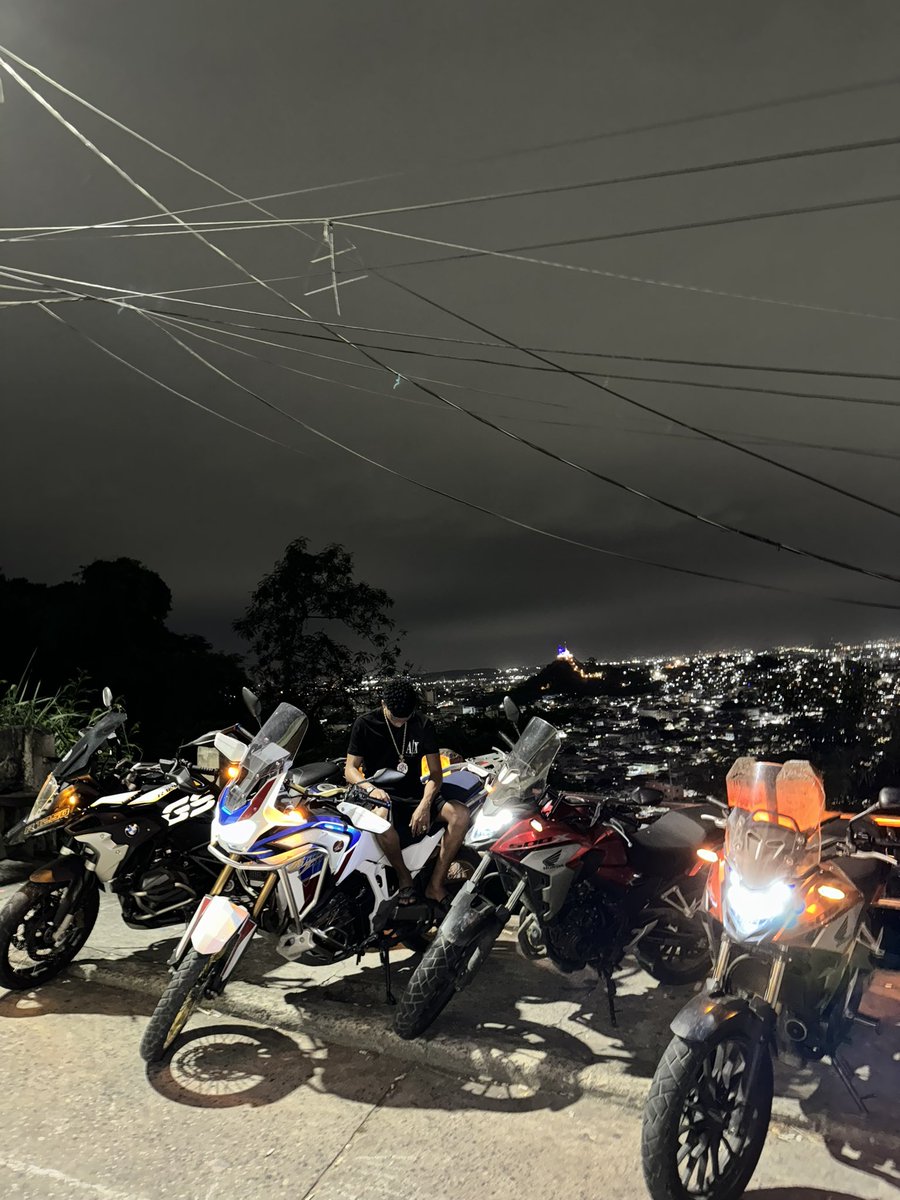 Cpx🧏🏾‍♂️🇩🇪✍🏾