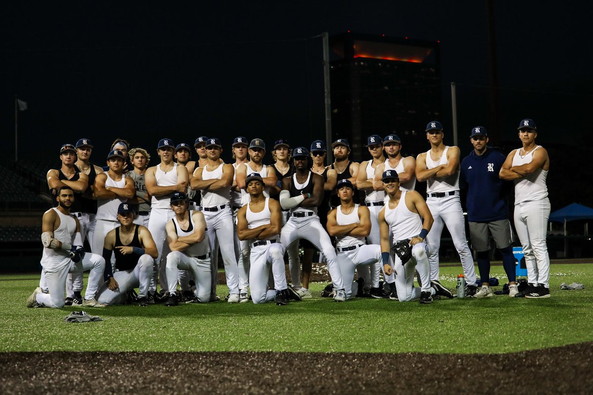 RiceBaseball's tweet photo. 🏆TEAM DC SWEEPS THE FALL BALL WORLD SERIES🏆 https://t.co/7vfTcDzKIq