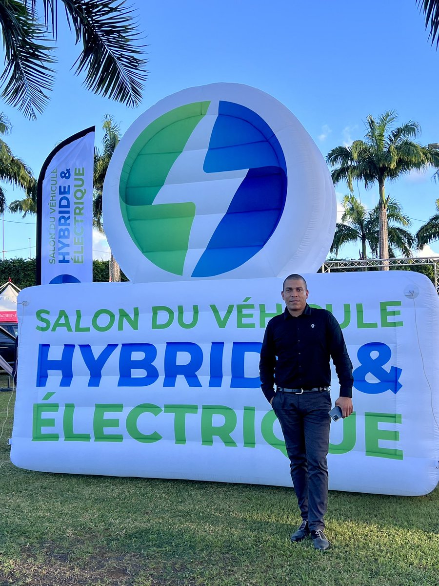 renault971's tweet photo. Rejoignez-nous pour la 3ème édition du Salon du Véhicule Hybride et Électrique en Guadeloupe, de 9h00 à 18h00 ce jeudi 16 novembre, et jusqu'au samedi 18 novembre 2023, à Destreland.
👉 Réservez dès maintenant votre essai
https://t.co/csgSexvzdt https://t.co/1PZqKmUtqZ