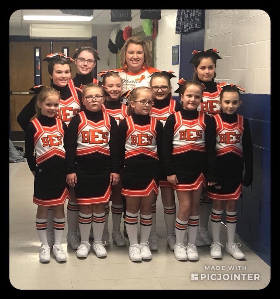 jferguson86's tweet photo. I think it’s safe to say our cheerleading program has grown a tad. In 2018 we had 10 cheerleaders. Now, in 2023 we have 27!!
@BlaineElem @All_in_LC https://t.co/bIE4MveR0q