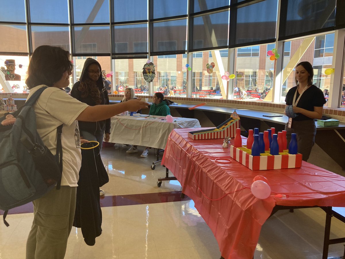 RocketCounselor's tweet photo. In celebration of World Kindness Week, Rocket Counselors and Stuco hosted the Kindness Carnival! Student created kindness confetti and played table top games! #KindnessMatters https://t.co/iWwy9r4z5r