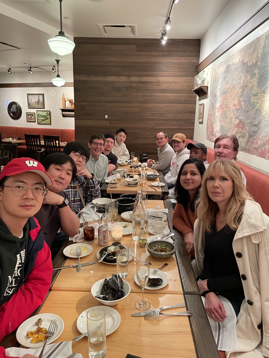 Vincent Cryns (@vincentcrynsmd) on Twitter photo 3rd Messengers scavenging tasty nutrients at our favorite Madison niche. No autophagy here! Congrats to Dr. Chen who is moving to Boston to start his next chapter. We will miss you! <a href="/3rdMessengerLab/">3rd Messenger Lab</a> <a href="/RichardAAnders5/">Richard A. Anderson</a> 3rd Messengers scavenging tasty nutrients at our favorite Madison niche. No autophagy here! Congrats to Dr. Chen who is moving to Boston to start his next chapter. We will miss you! <a href="/3rdMessengerLab/">3rd Messenger Lab</a> <a href="/RichardAAnders5/">Richard A. Anderson</a>