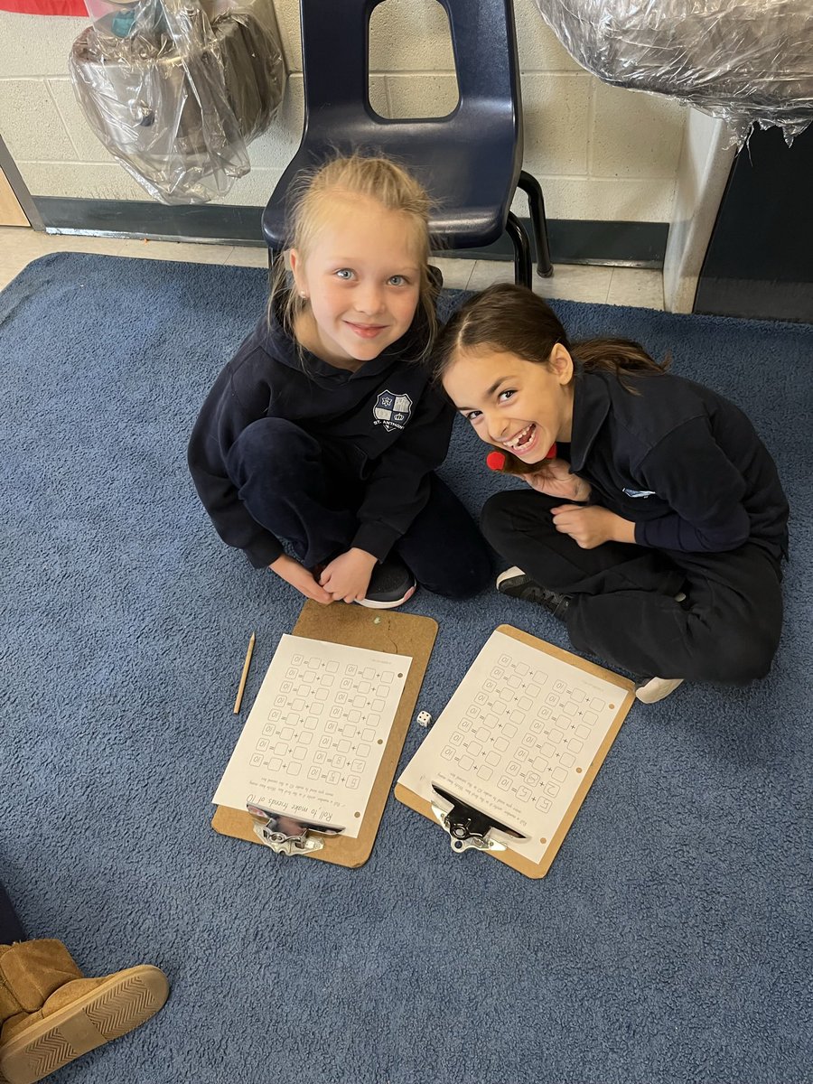 MrsDelleMonache's tweet photo. Rolling dice and making ten with a partner! https://t.co/JOruu171Vd