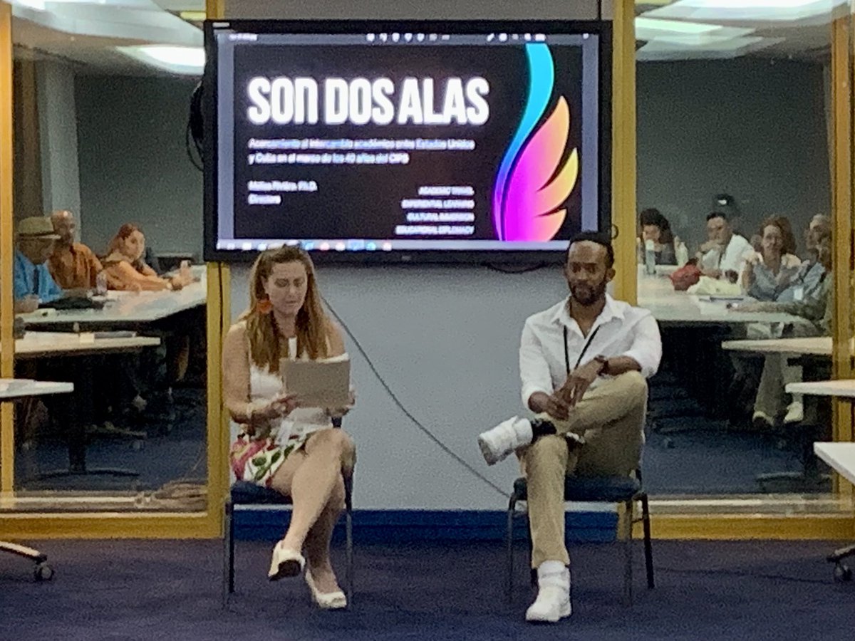 Acercamiento al intercambio académico entre Cuba y Estados Unidos en el contexto de los 40 años del CIPS”
_
Melisa Riviére & Raiko Valdés.
Dirección Son Dos Alas
.
.
.
#sondosalas #eduengagement #letscuba #sdaexperiences #conference #happigreat #cips #citma #havana #cuba