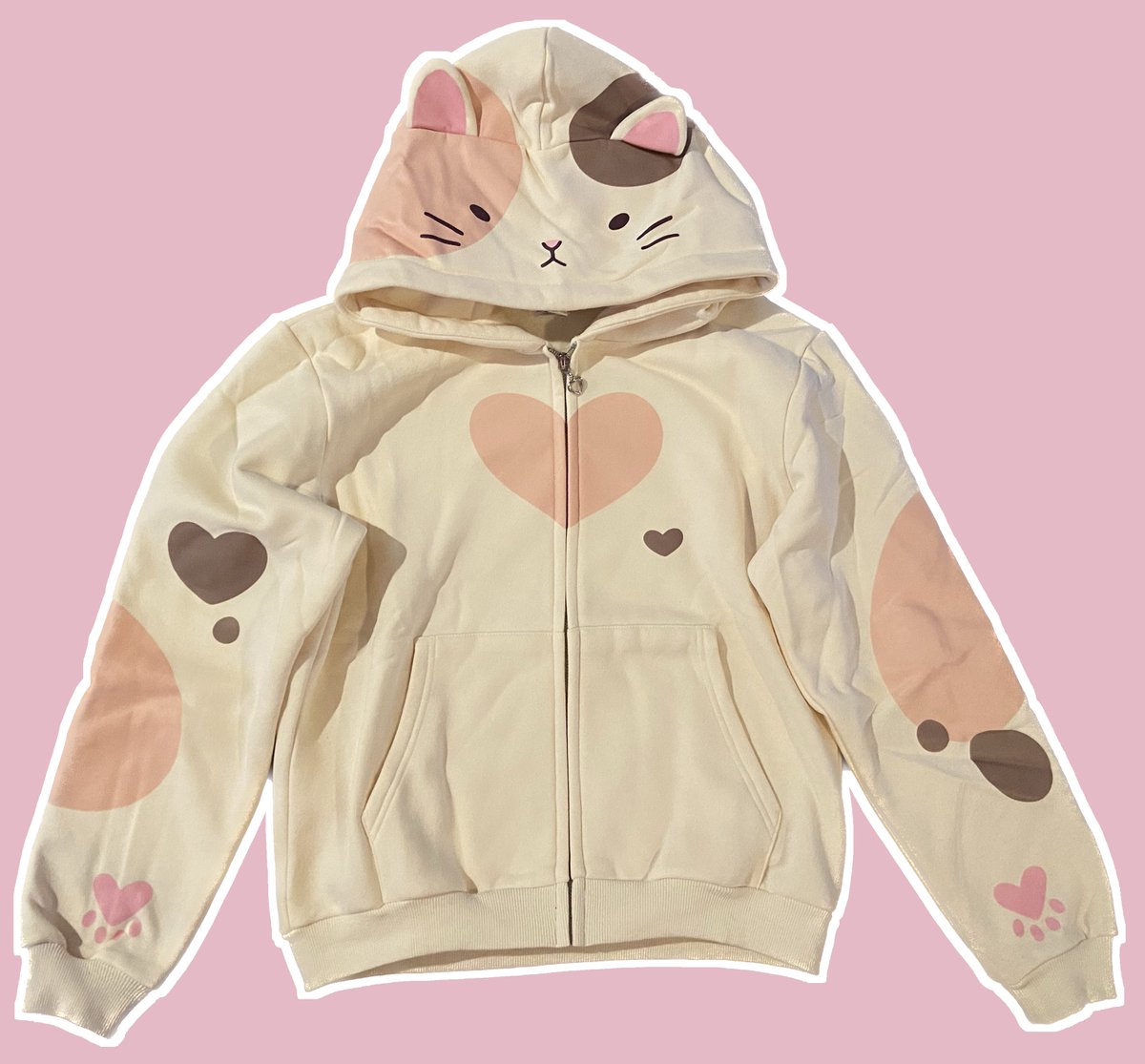 Hello friends! We have a new Calico hoodie just in time for the holidays! 😺🐾💕 etsy.me/3szJYnY