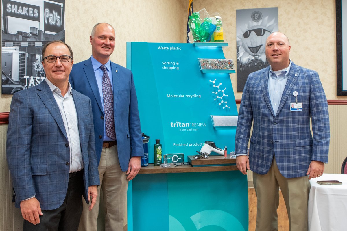 On #AmericaRecyclesDay, Eastman and <a href="/FoodCity/">Food City</a> are collaborating to bring tangible recycling options to the Kingsport, TN area. Customers will be able to drop off plastic waste at designated collection bins located at three Food City stores by early 2024. bit.ly/47yxQlX