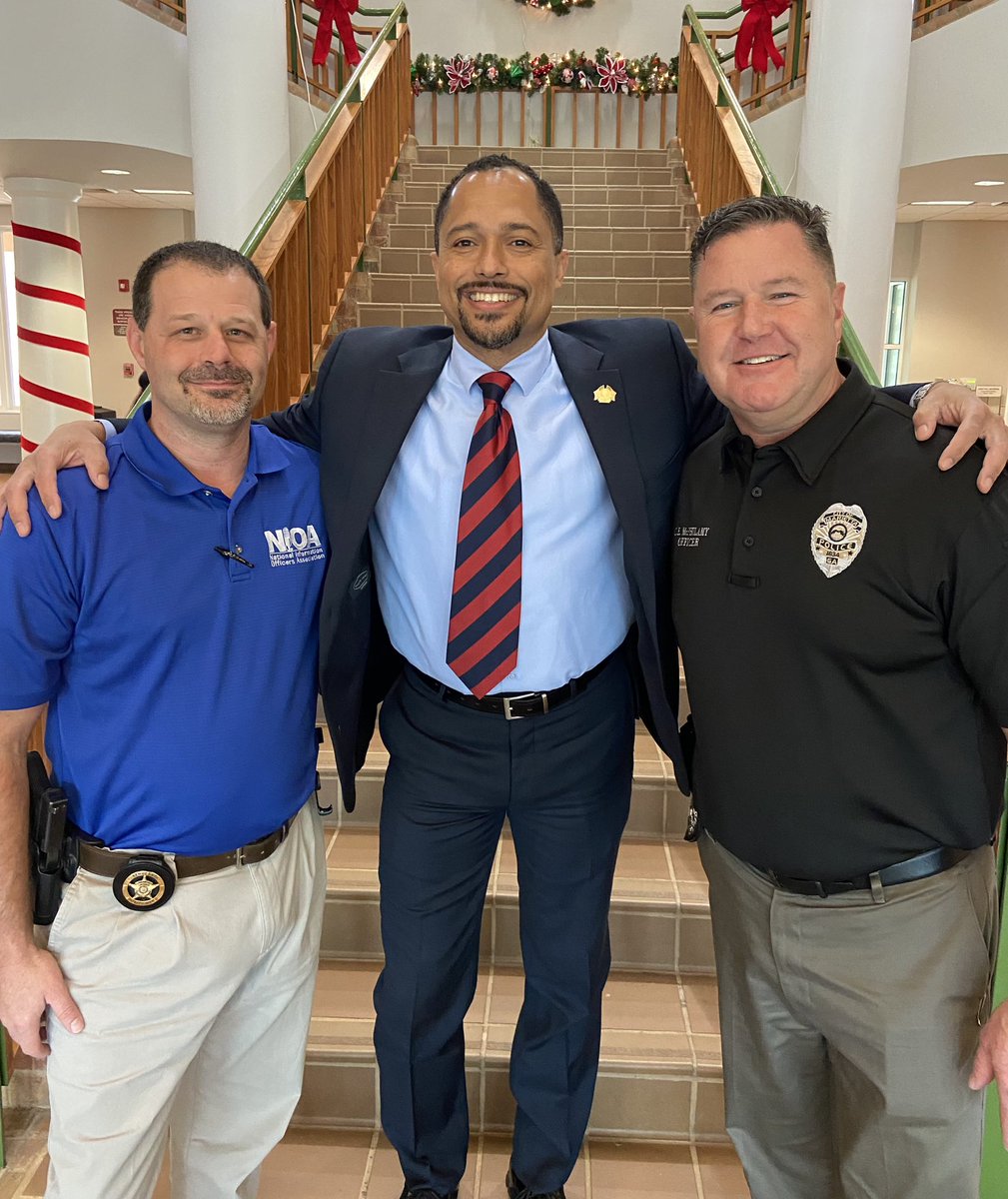 Thank you to my good friends Wayne Delk and Chuck McPhilamy for inviting to speak to their PIO class and spread the message of NIOA.