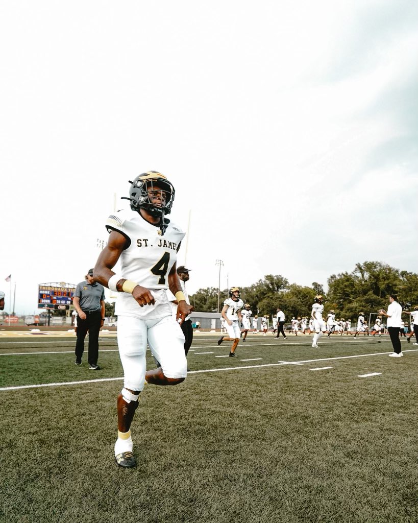 Kaleb Brown (@kaleb328) on Twitter photo 🚨 Kobe Brown 🚨
Regular Season Stats
55 Rec
1020 Yds
13Tds
1 Rush
69 Yds
1 TD
1 Punt Return for a TD
1211 All Purpose yards
💎DIAMOND IN THE ROUGH 💎
ONE OF THE MOST UNDERRATED IN THE STATE
<a href="/KOBE_3_/">Kobe Brown</a> 🚨 Kobe Brown 🚨
Regular Season Stats
55 Rec
1020 Yds
13Tds
1 Rush
69 Yds
1 TD
1 Punt Return for a TD
1211 All Purpose yards
💎DIAMOND IN THE ROUGH 💎
ONE OF THE MOST UNDERRATED IN THE STATE
<a href="/KOBE_3_/">Kobe Brown</a>