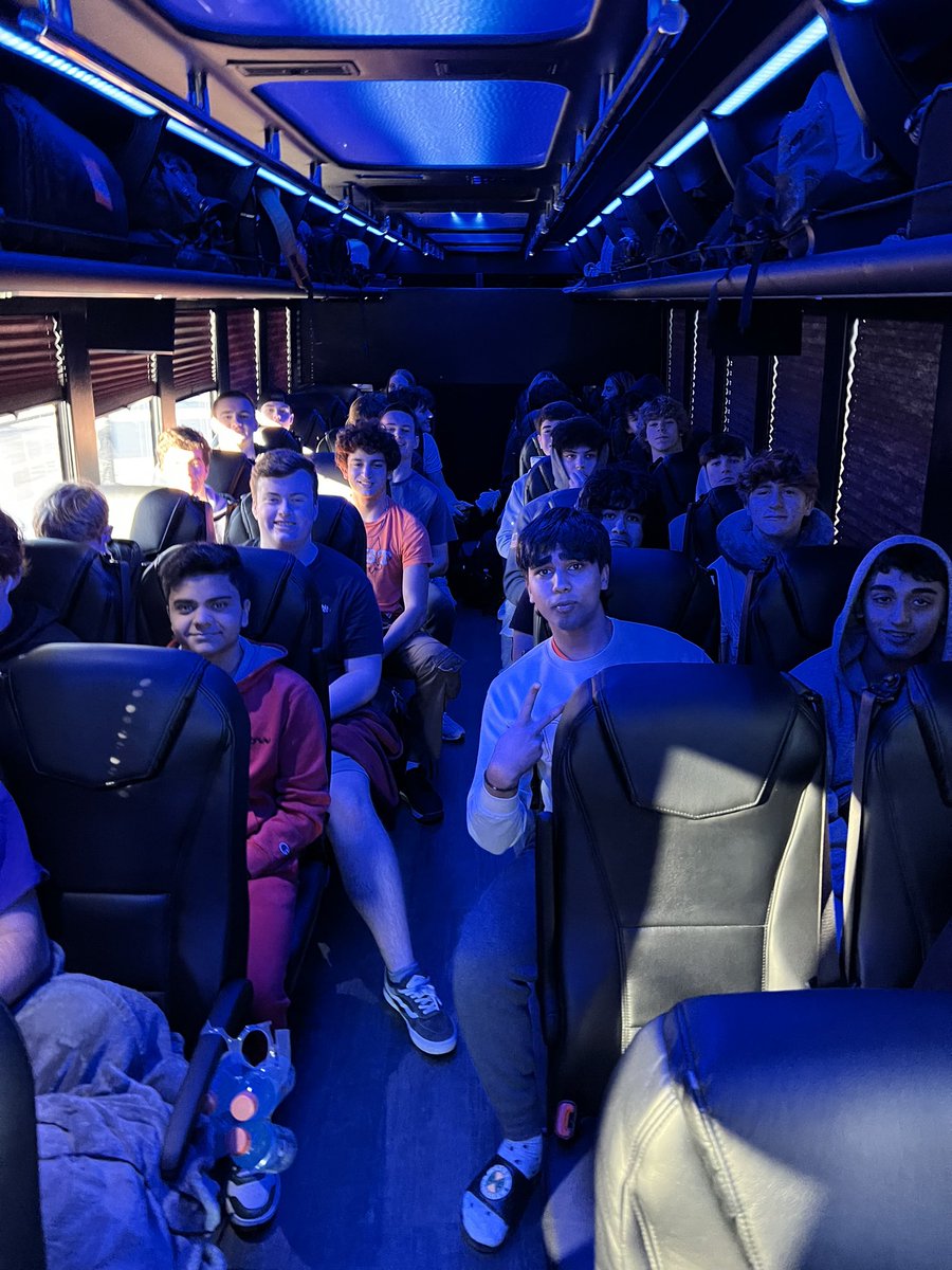 SaintBoyer's tweet photo. VEI headed down to Murfreesboro TN trade show! Students have been working hard for the few weeks to prepare! Looking forward to some sales, competitions, and networking! @StCharlesEast @CleverContrapt1 @StCharlesD303 https://t.co/zpEglPG78G