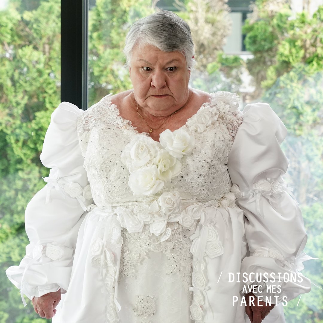 Avoir su, j'aurais porté ma robe de mariage moi aussi!

📺 #DiscussionsAvecMesParents, tous les lundis à 19 h 30 sur <a href="/icirctele/">ICI RC Télé</a> et <a href="/icitoutv/">ICI Tou.tv</a>./ <a href="/glesperance/">Guillaume Lespérance +</a>