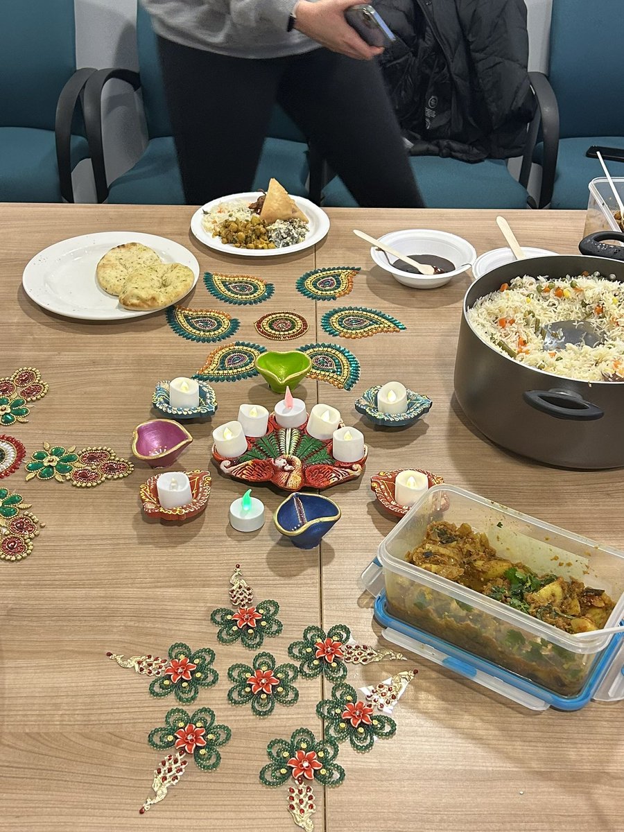 catherine_fox2's tweet photo. #Diwali2023 https://t.co/Aox3RyKI1l