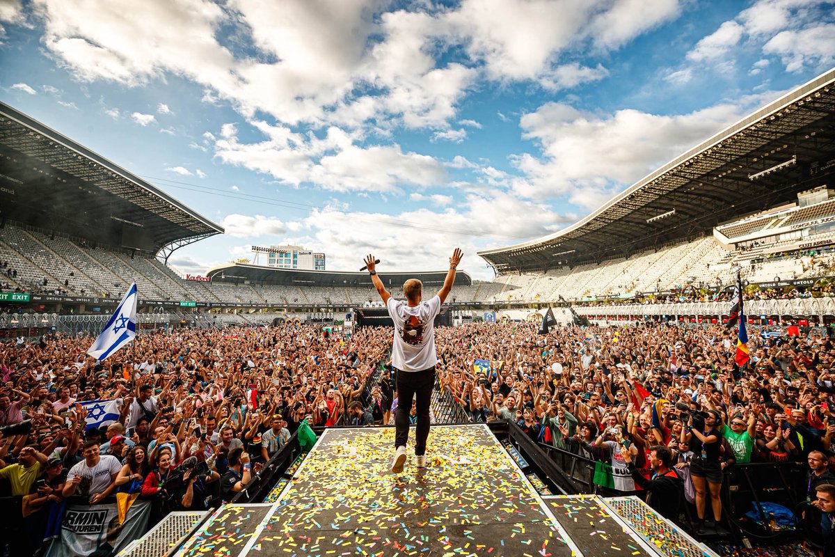 arminvanbuuren's tweet photo. I don't know what to say! Thank you all. Words cannot explain how grateful I am for all of your support 🙏 It is thanks to all of you that I’m once again the #1 Trance DJ and #5 DJ overall in this year's @DJmag Top 100 ❤️ this means so much to me, THANK YOU! https://t.co/dyisRAf63n