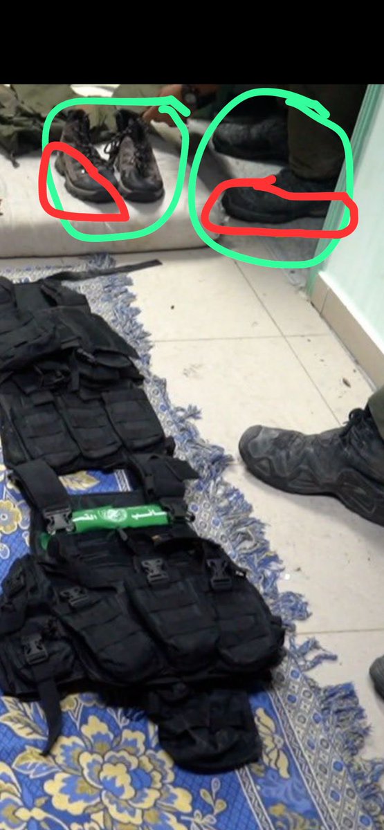 SammyMoke's tweet photo. @WarMonitors Shocking , super clean boots and vest that don’t have a speck of dust. Nice boots 🥾 broooo https://t.co/0msX8IA5xU