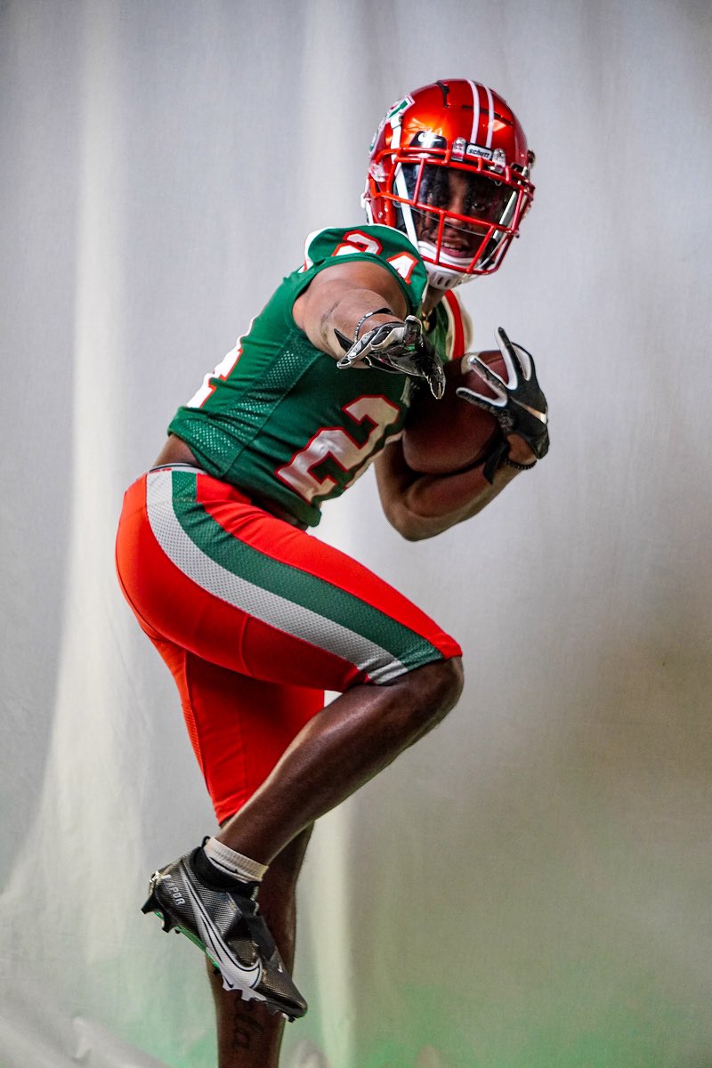 Coach Wyatt Anderson tweet media