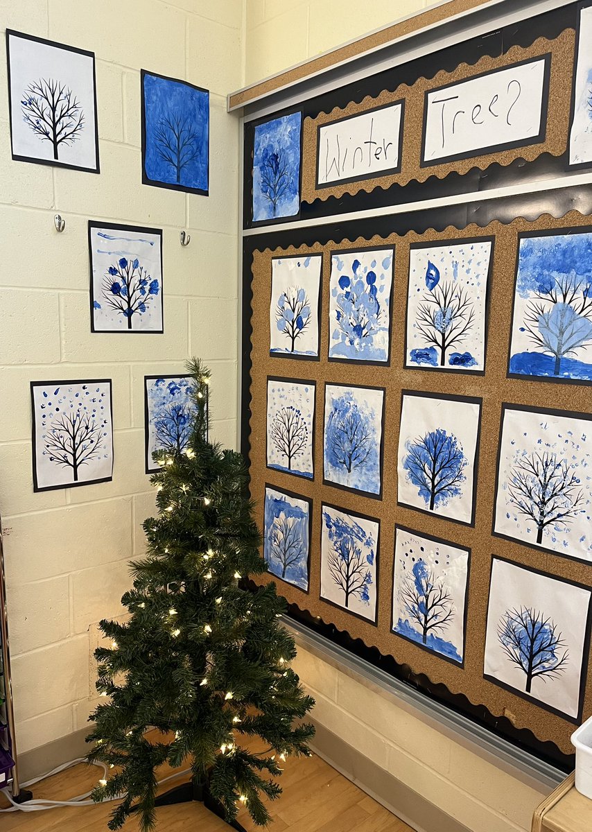 The first signs of Christmas in Room 101 🎄<a href="/stanne_school/">St. Anne School</a> #hcdsbk