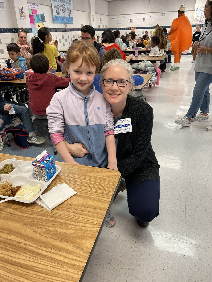 SHES_Dolphins's tweet photo. We are thankful for our SHES community! #FCPSR2 https://t.co/Jfgwxl7T5b