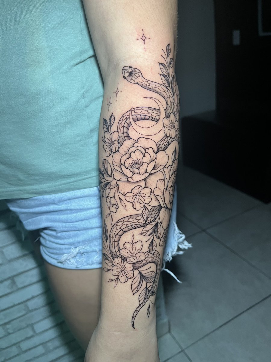 Ramonbarcelloss's tweet photo. Tentando viralizar meu trabalho 🤭

📍Nova Iguaçu, Rj
Insta: _ramontattoo https://t.co/3gcG4GArt2