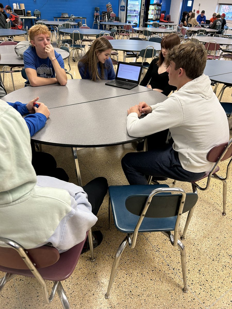 Arrington_PE's tweet photo. #WellnessDirectors, Malaki,Tucker, Makayla, and Jaylen, were having peer conversations about health topics of their choice with their #pickleball team. They chose their topics from VA Health SOL’s as a way of having #autonomy regarding what was discussed and covering standards #WellnessWednesdays #GenZPE #sportedmodel #SecPhysEd @awheeler_wheels @mcpsMCHS @MCPSk12 #PhysEd
#sportseducationmodel