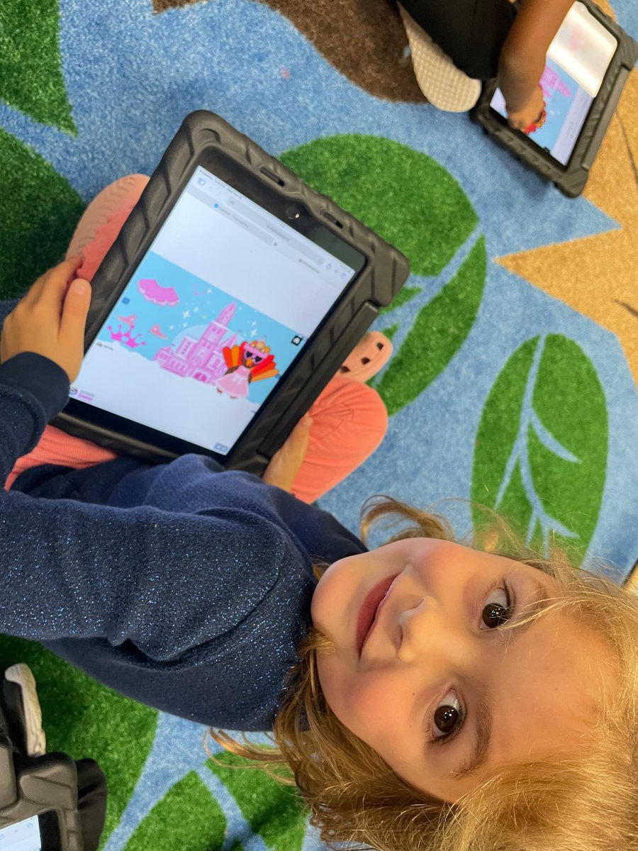 PetruninPreK's tweet photo. @nearpod Engaging lesson in PreK exploring Thanksgiving, decorating our tables, and matching similar foods. Thank you to @EduTechWizard for the cool activity on disguising our turkeys in different outfits. @GunstreamFrisco @MsGomez_teaches https://t.co/4VqcpLgQZV